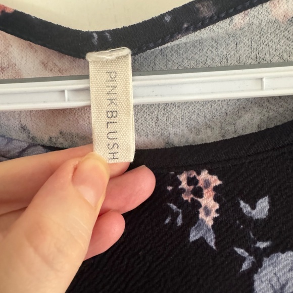 Pink blush maternity dress size small - Picture 2 of 4